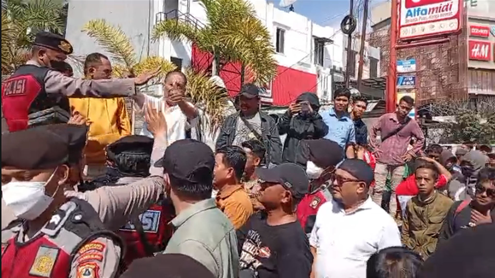 KAJ Sulawesi Selatan menyoroti sejumlah poin krusial, mendesak agar sengketa pers diselesaikan sesuai mekanisme yang diatur oleh Undang-Undang Pers