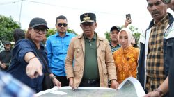 Para perwakilan desa mengeluhkan perampasan tanah warga oleh Bank Tanah yang menyebabkan banyak petani kehilangan kebun dan lahan garapan