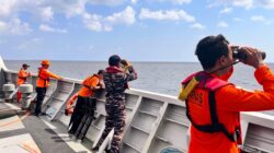 KRI Marlin-877 Dikerahkan Cari Korban KLM Nurul Salsa 01, Satu Tewas, Belasan Masih Dicari