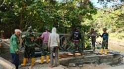Gotong Royong Pacu Pembangunan Jembatan Beton di Gowa